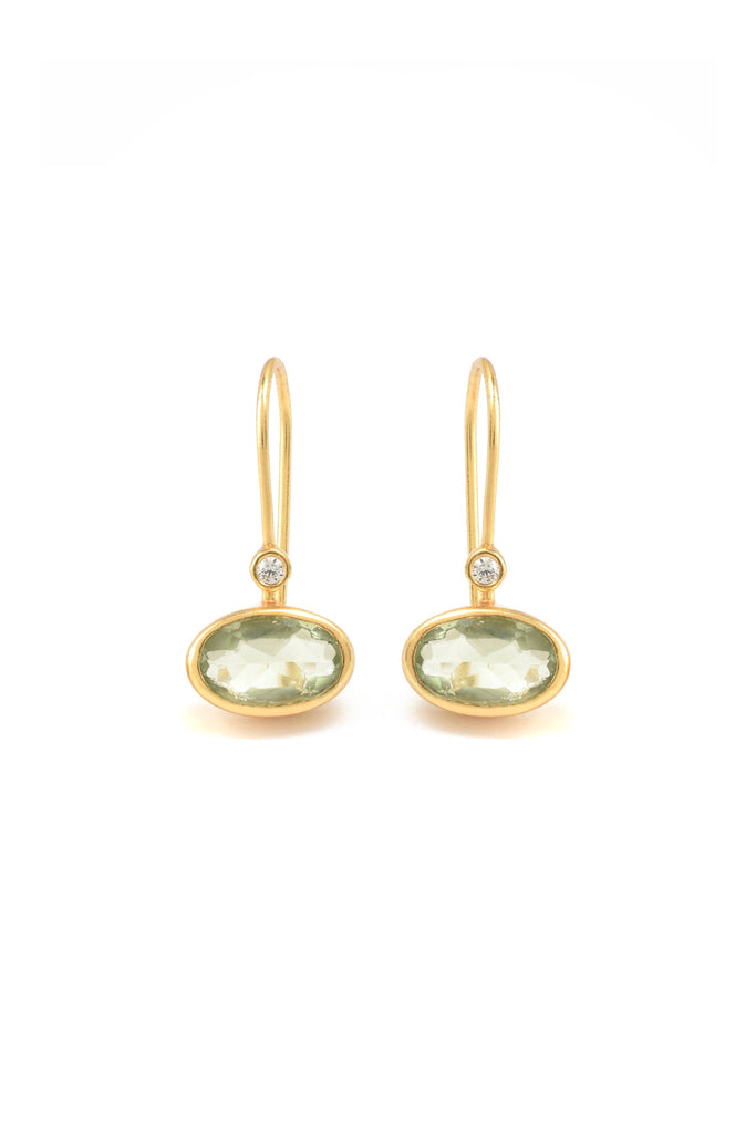 Studio earring