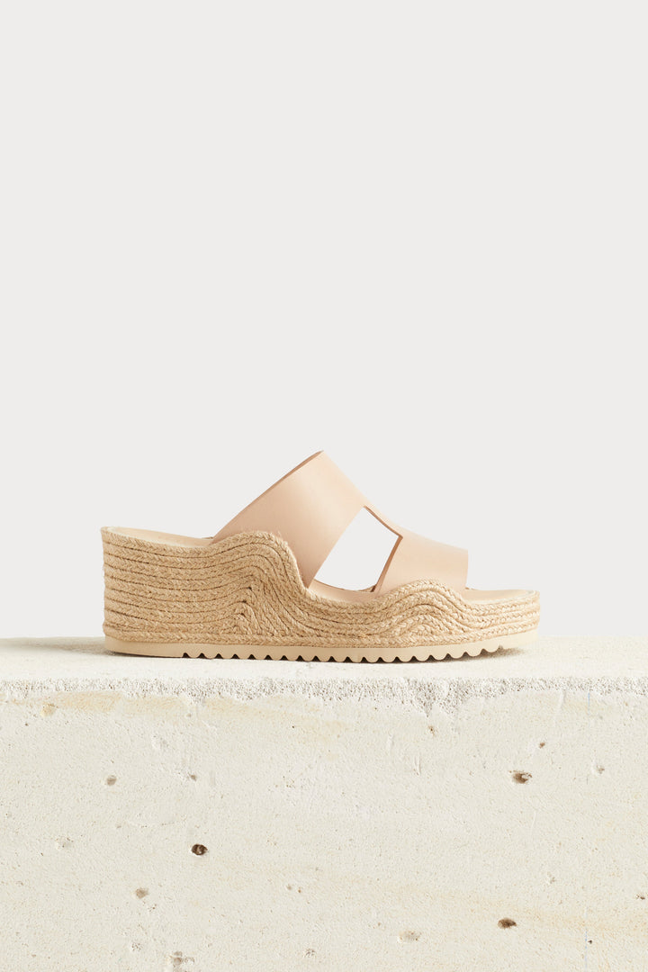 Husk Alessia Slide