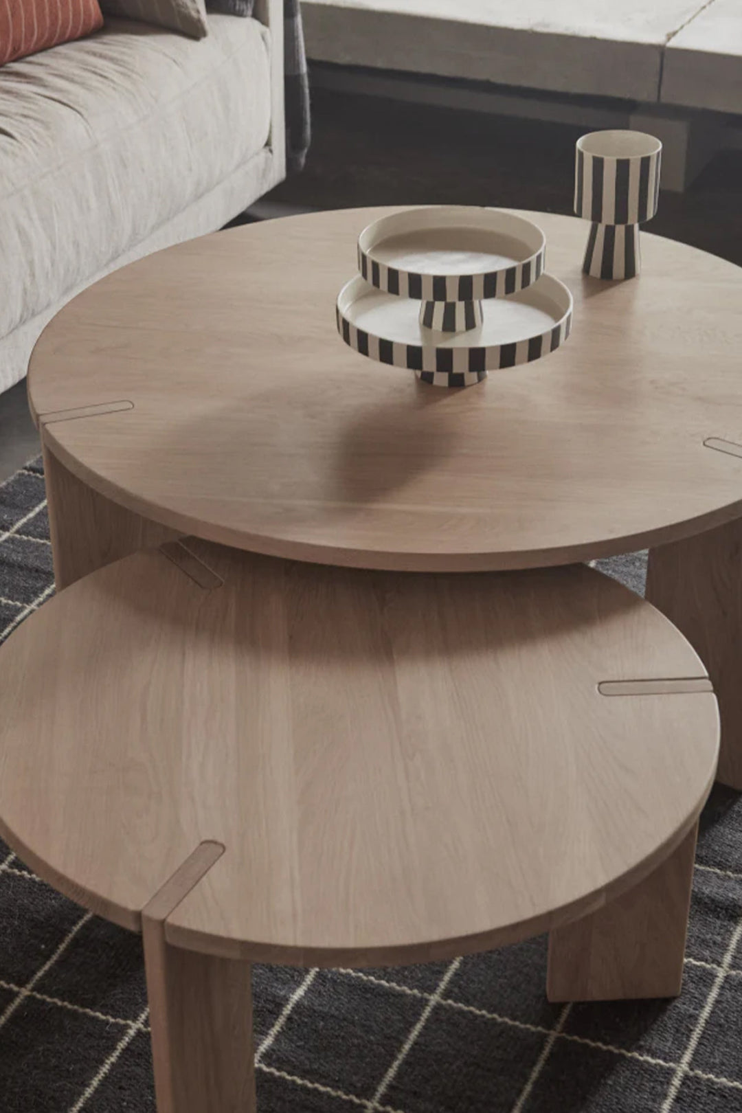Husk Toppu Tray - Black & White