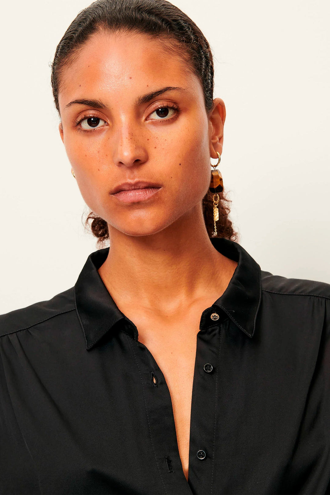 Sessun Toti Stone Earrings