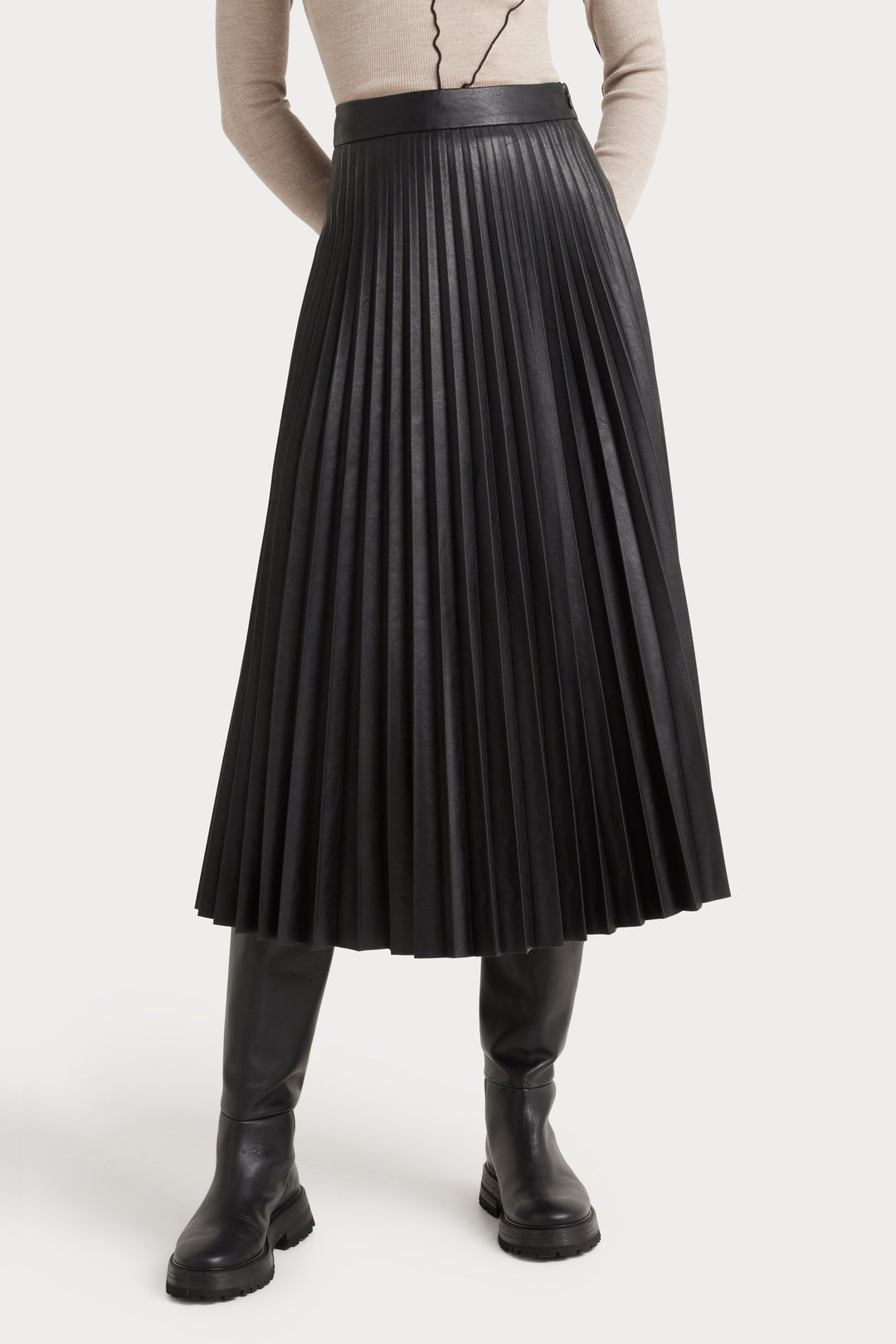 Husk Magik Skirt - Black