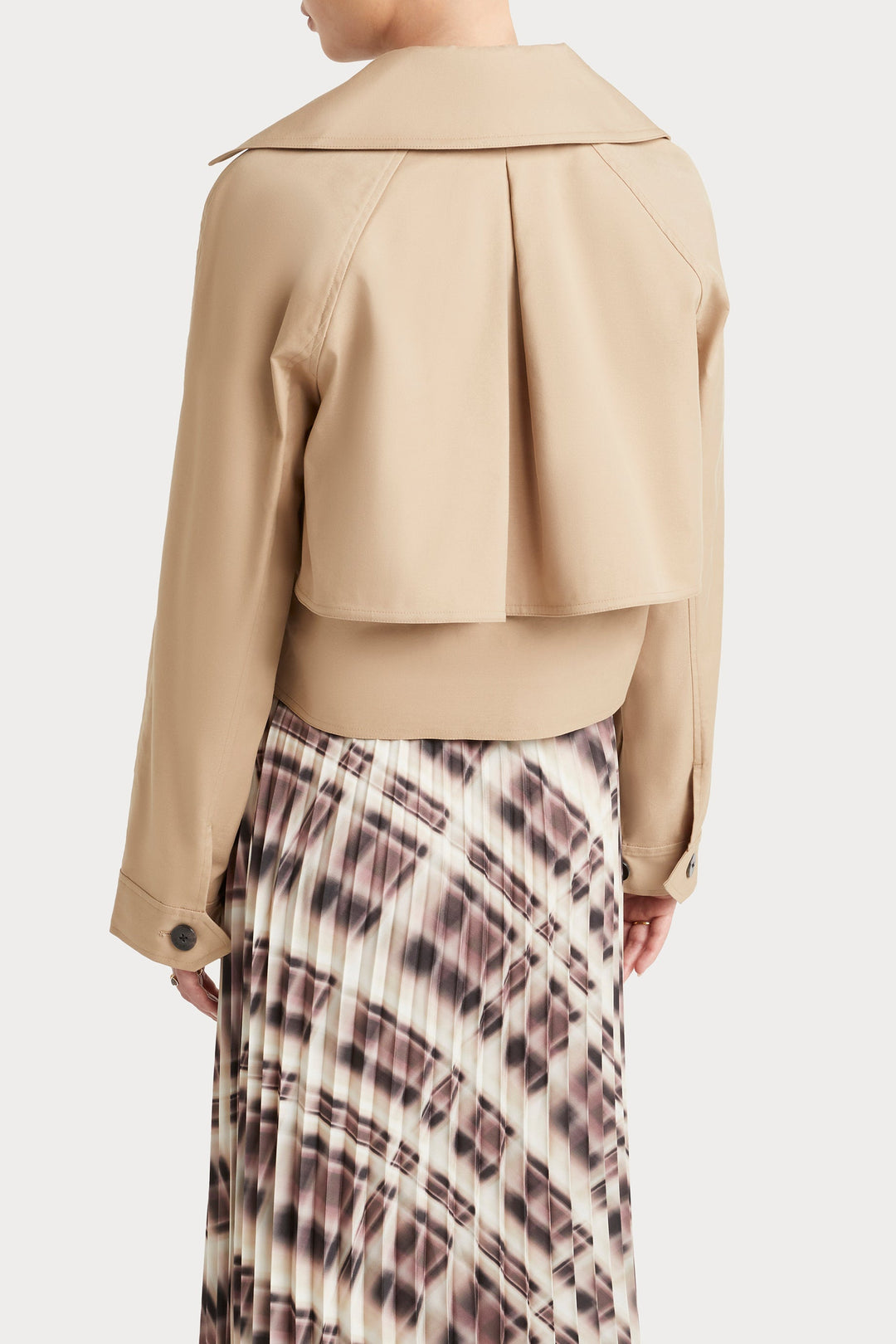 Husk Esme Trench