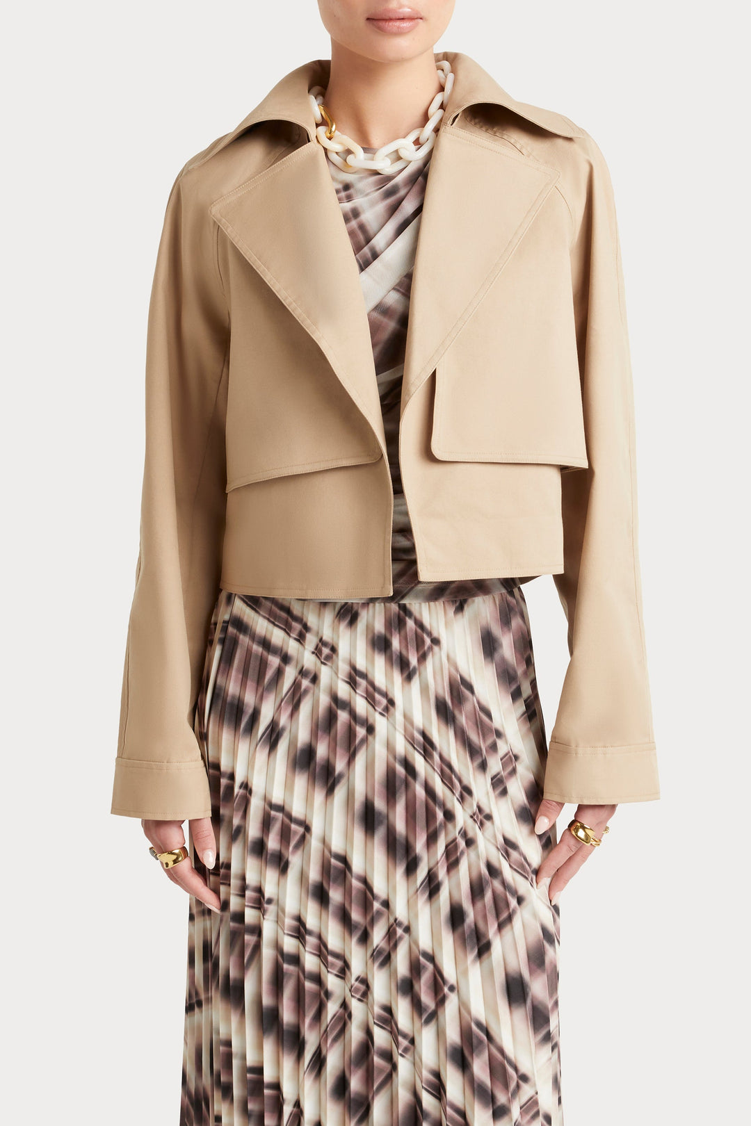 Husk Esme Trench