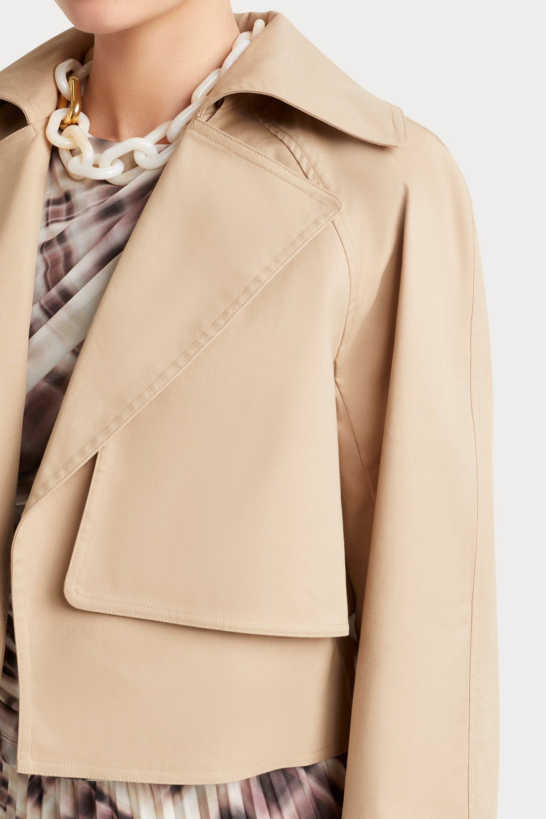 Husk Esme Trench