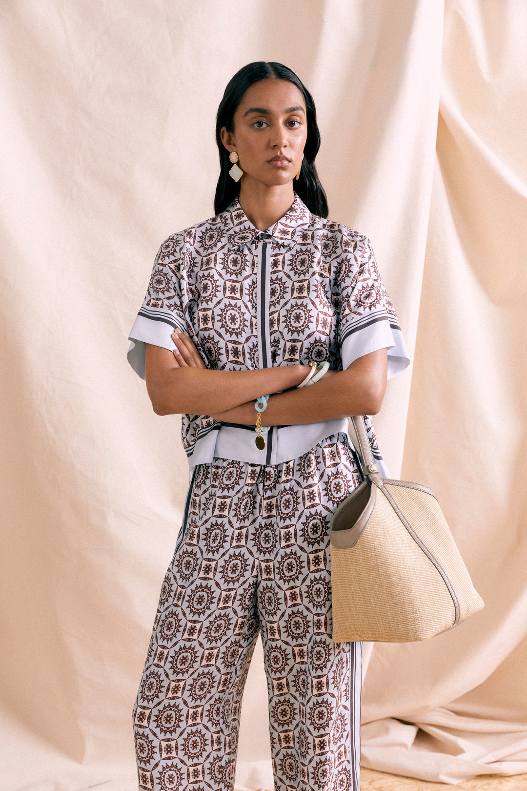 Husk Raya Top